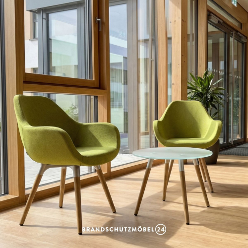 Preview: schwer entflammbarer B1 Sessel Lund mit Tisch Lund im Eingang Pflegeheim / Altenheim